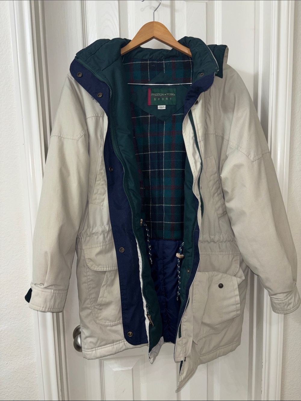 Vintage Preston & York Beige Parka with Navy and Green Trim size large
